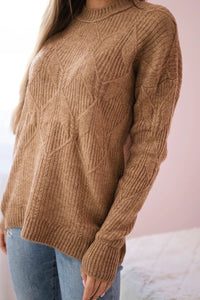 Sweater with a fashionable weave 24 - 6 / – Camel цвет / color | Lexline Fashion
