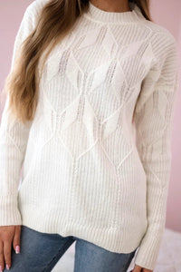 Sweater with a fashionable weave 24 - 6 / – Ecru цвет / color | Lexline Fashion