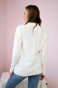 Sweater with a fashionable weave 24 - 6 / – Ecru цвет / color | Lexline Fashion