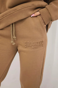 Cotton set, sweatshirt + pants Brooklyn 9617 / – Camel цвет / color | Lexline Fashion