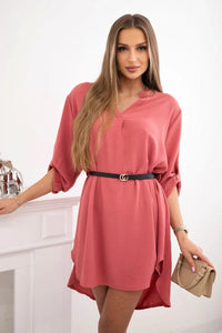 Dress with longer back and belt 59100 - 24 / – Dark || pink цвет / color | Lexline Fashion