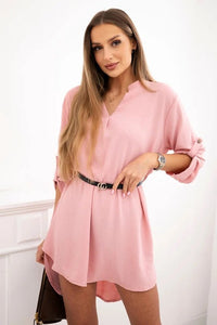 Dress with longer back and belt 59100 - 24 / – Powder цвет / color | Lexline Fashion