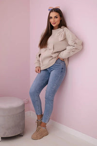 Insulated sweatshirt with decorative bows R9023 / – Beige цвет / color | Lexline Fashion
