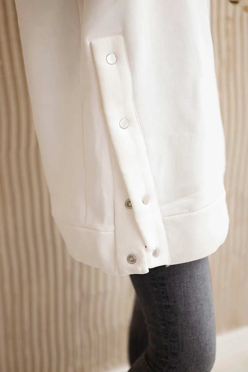 Insulated sweatshirt with press studs 9358 / – Ecru цвет / color | Lexline Fashion