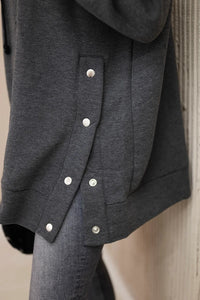 Insulated sweatshirt with press studs 9358 / – Graphite цвет / color | Lexline Fashion