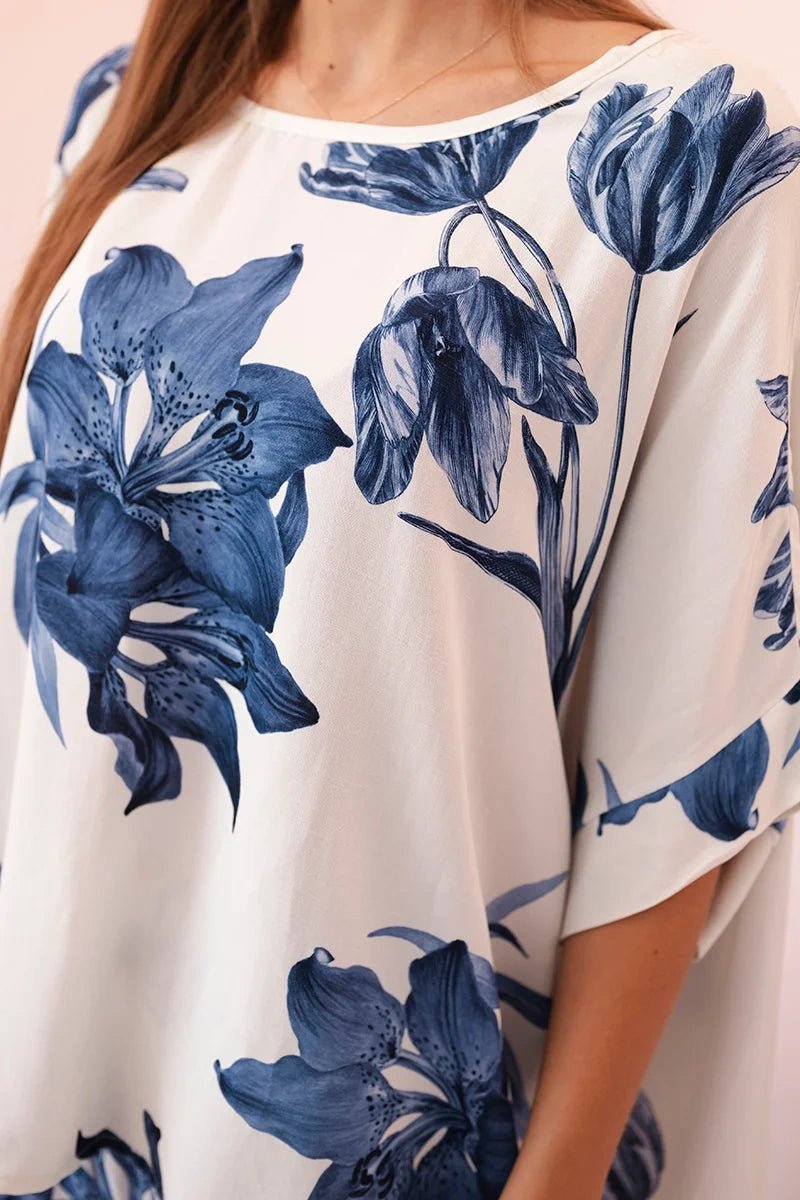 Oversized women's set made of viscose with a floral pattern ART24107 / – Blue cornflower цвет / color | Lexline Fashion