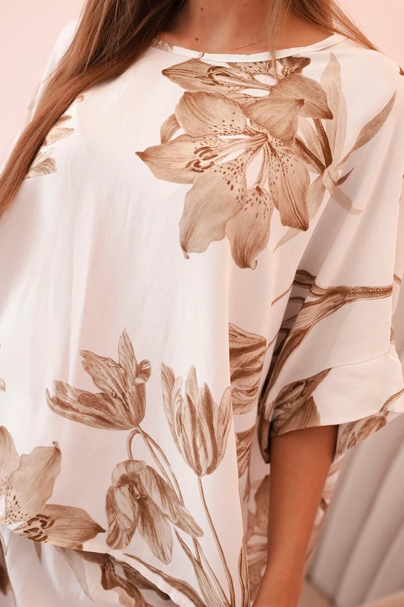 Oversized women's set made of viscose with a floral pattern ART24107 / – Camel цвет / color | Lexline Fashion