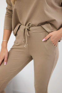 Set with oversized blouse 9091 / – Camel цвет / color | Lexline Fashion