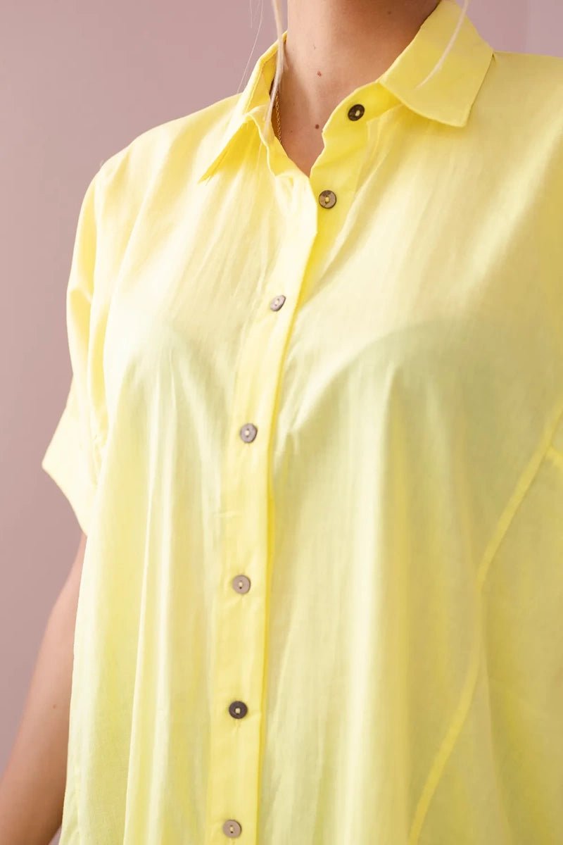 Short - sleeved cotton shirt 9812 / – Yellow цвет / color | Lexline Fashion