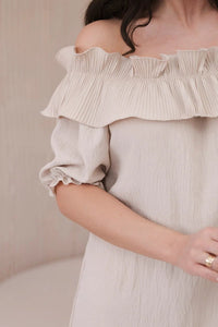 Spanish blouse with a decorative frill IT - 28 / – Beige цвет / color | Lexline Fashion