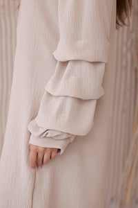 Spanish dress with decorative sleeves IT - 19 / – Beige цвет / color | Lexline Fashion