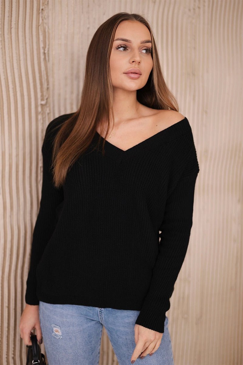 Sweater with V neckline 2019 - 11 / – Black цвет / color | Lexline Fashion