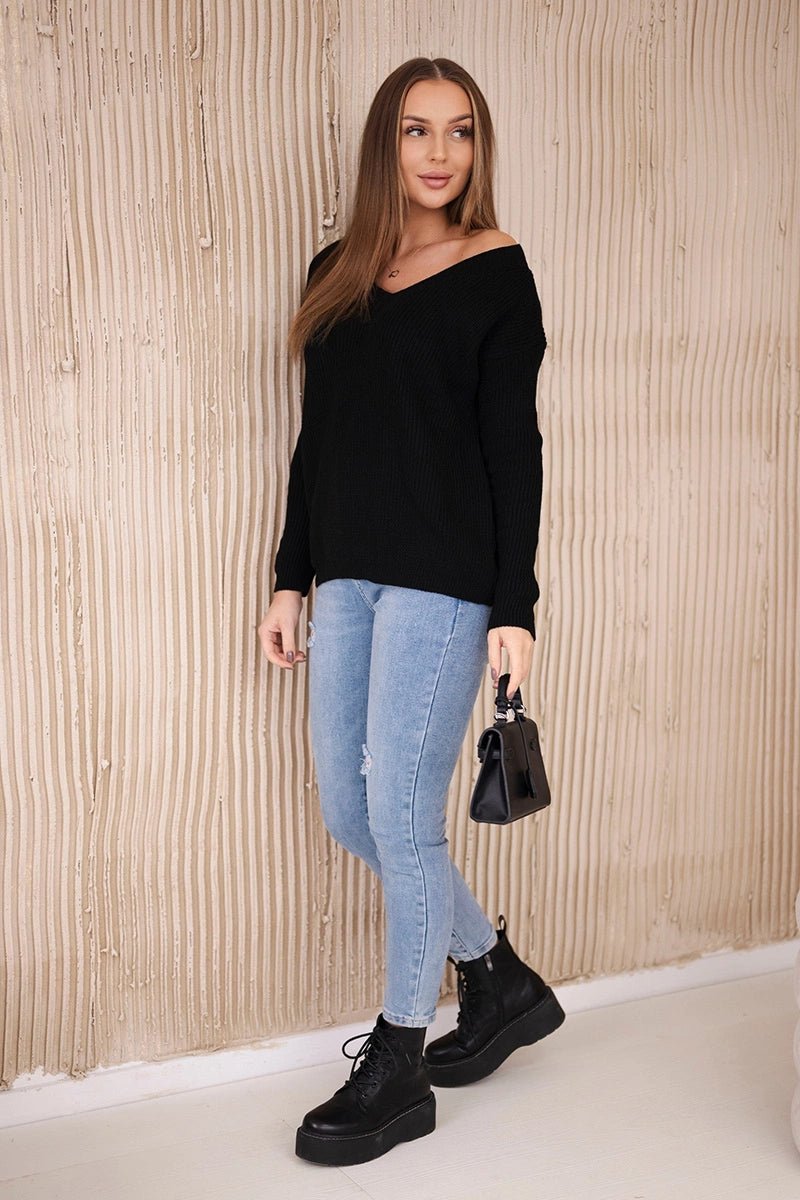 Sweater with V neckline 2019 - 11 / – Black цвет / color | Lexline Fashion