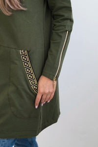 Sweatshirt with a decorative tape 9320