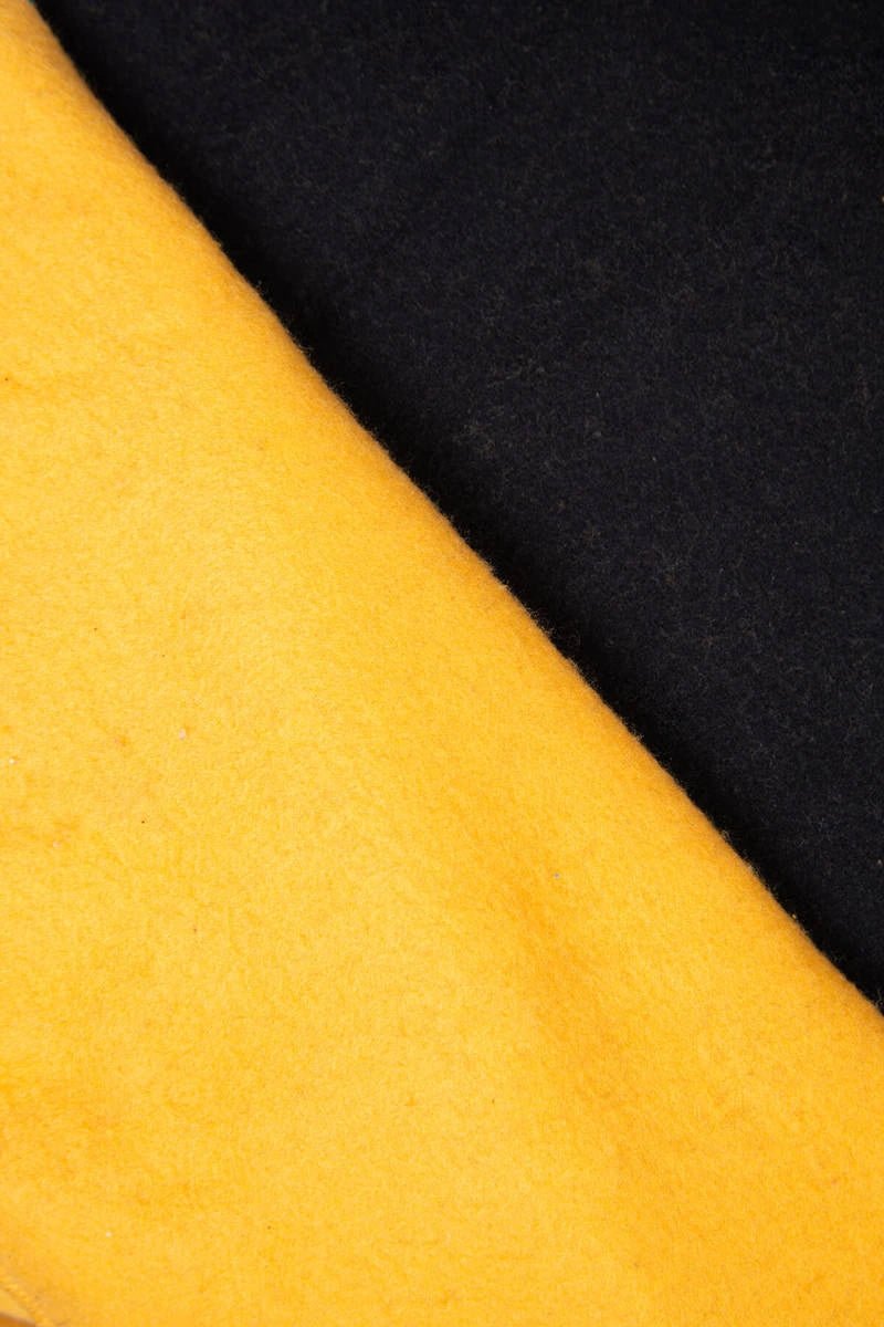 Two - color hoodie 9149 / – Mustard цвет / color | Lexline Fashion