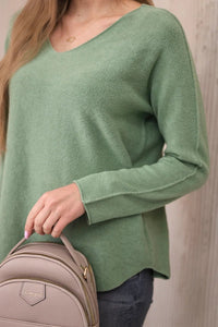 V - neck sweater IT - 47 / – Khaki || Light цвет / color | Lexline Fashion