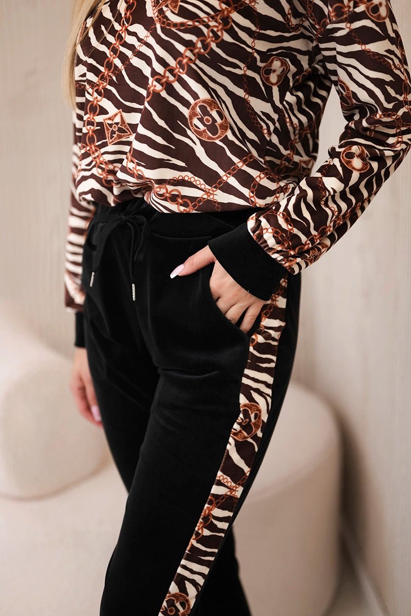 Velour set ART8136 - 1 / – Brown цвет / color | Lexline Fashion