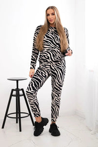 Velour set of Sweatshirt and Pants 9406 / – Black || White цвет / color | Lexline Fashion