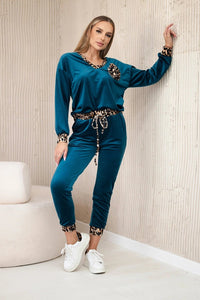 Velour set with a decorative brooch ART9130 / – Marine цвет / color | Lexline Fashion