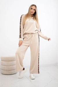 Viscose set with leopard stripes 7115 / – Beige цвет / color | Lexline Fashion