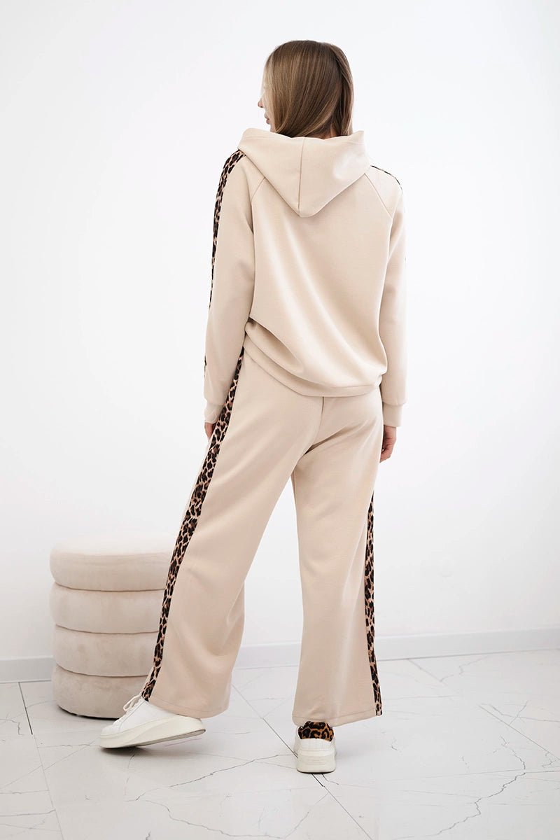 Viscose set with leopard stripes 7115 / – Beige цвет / color | Lexline Fashion