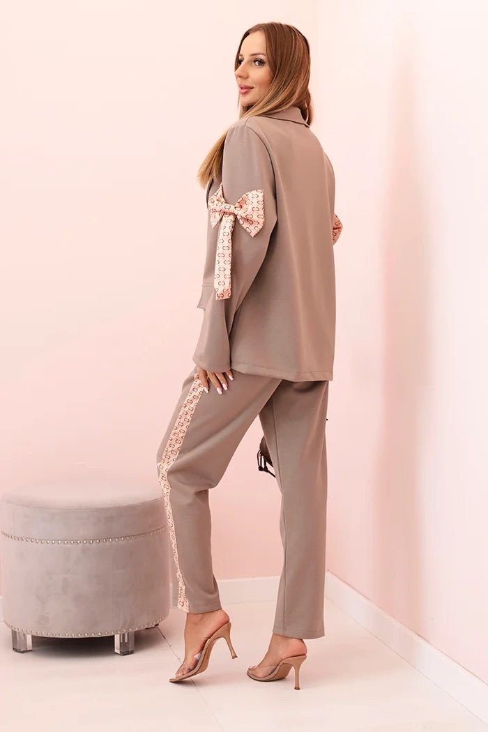 Women's set with viscose – blazer with lapels and trousers with a piping ART0219 / – Beige цвет / color | Lexline Fashion