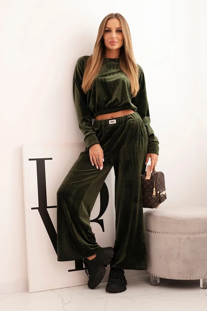 Women's velour tracksuit with wide legs and a hoodie ART0169 / – Beige цвет / color | Lexline Fashion