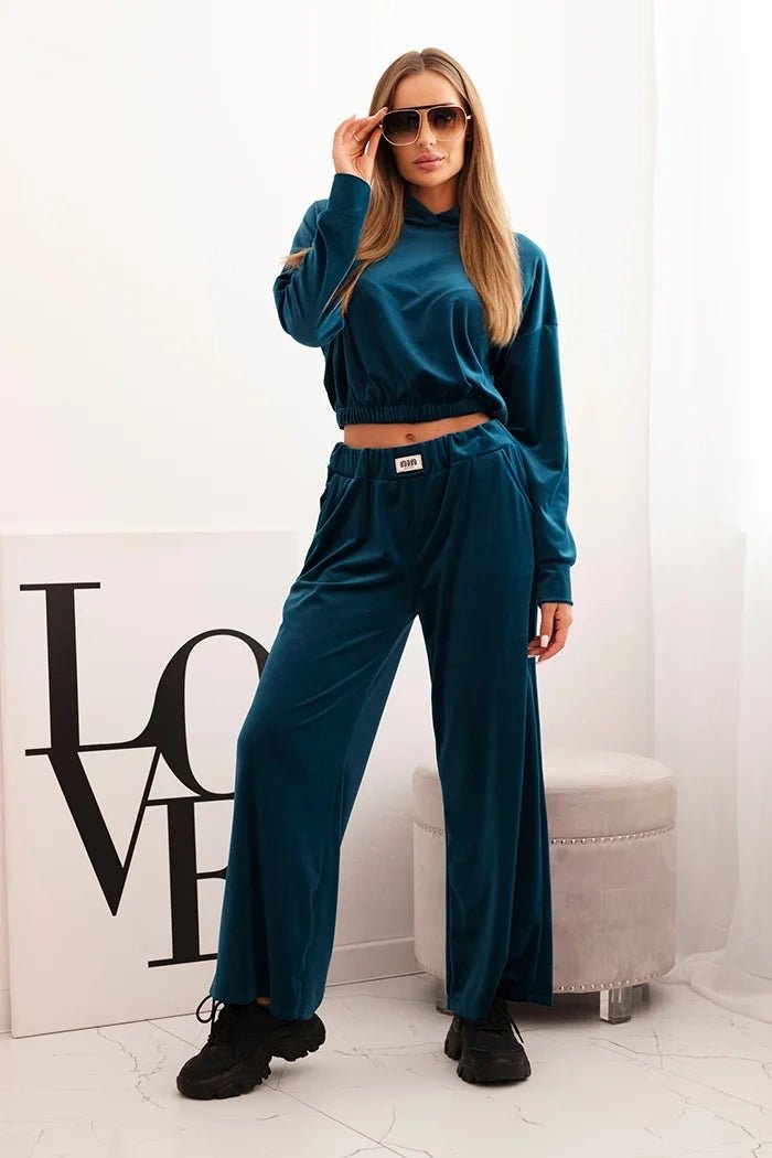 Women's velour tracksuit with wide legs and a hoodie ART0169 / – Beige цвет / color | Lexline Fashion