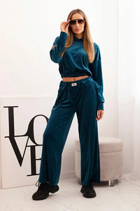 Women's velour tracksuit with wide legs and a hoodie ART0169 / – Beige цвет / color | Lexline Fashion